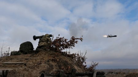 Ουκρανικές δυνάμεις έπληξαν διοικητήριο του ρωσικού στρατού στο Κουρσκ