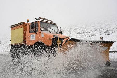 Λιβαδειά: Επιχείρηση απεγκλωβισμού 3 ατόμων στο χωριό Ζερίκι του Ελικώνα