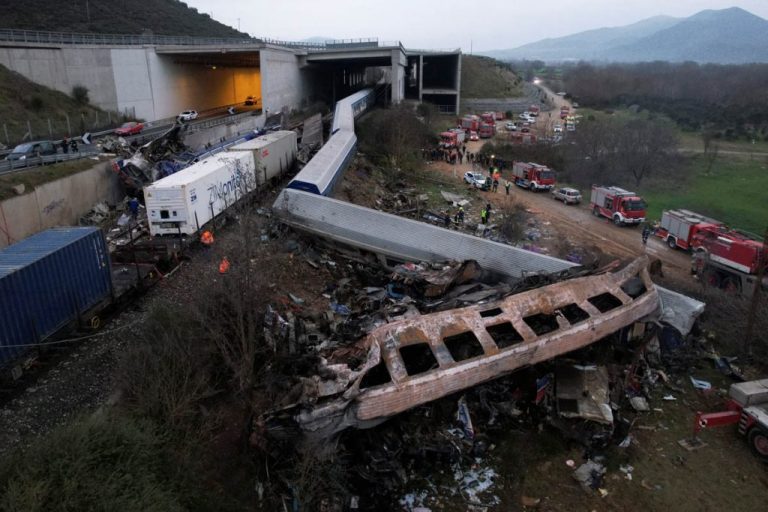 Τέμπη: Αίτημα του ανακριτή για ξεχωριστή δικογραφία για την αλλοίωση του χώρου της τραγωδίας