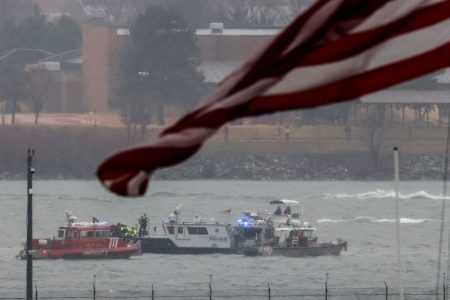 Η αεροπορική τραγωδία στην Ουάσιγκτον ανοίγει το μαύρο κουτί πολλών προβλημάτων