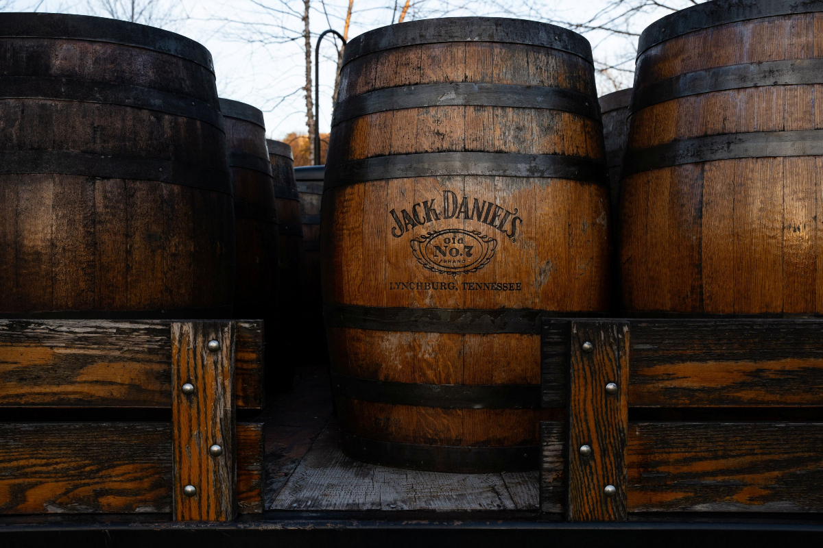 Jack Daniel’s: Ο Καναδάς αποσύρει το ουίσκι από τα ράφια των σούπερ μάρκετ