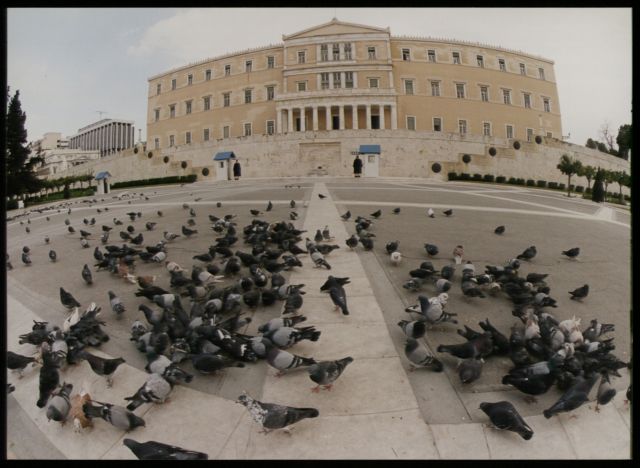 Μείωνει την ενεργειακή του κατανάλωση το κτίριο της Βουλής